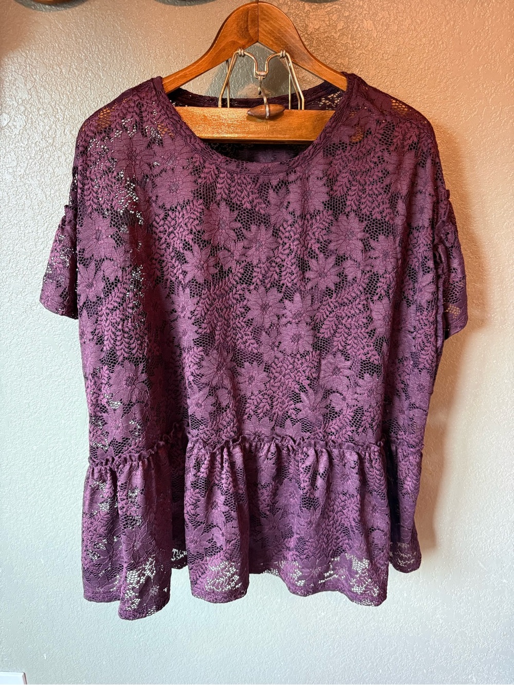 Terra & Sky Plum Lace Peplum Tunic